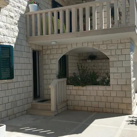 Appartement By The Sea Bol, Brac - 13121 *