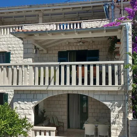 Apartment By The Sea Bol, Brac - 13121 Bol