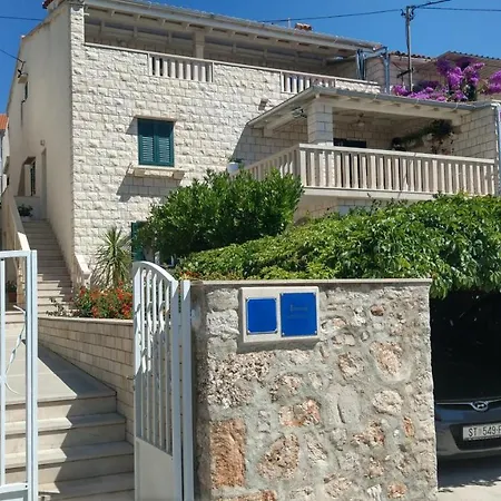 By The Sea Bol, Brac - 13121 Apartment Bol