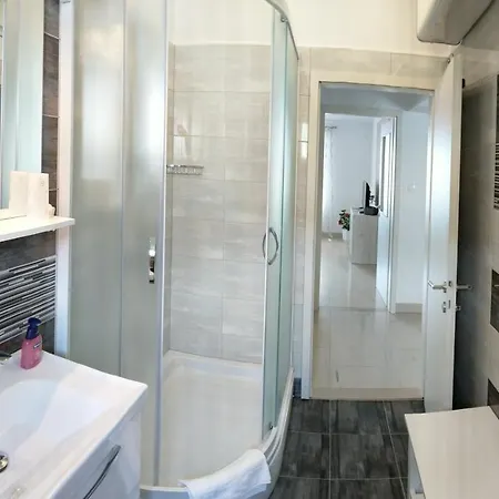 Appartement By The Sea Bol, Brac - 13121 *