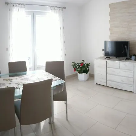 By The Sea Bol, Brac - 13121 Apartment